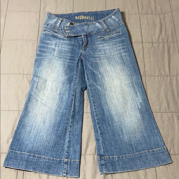 ❤️Super cute Jeans. Size 7/8 - Picture 2 of 5